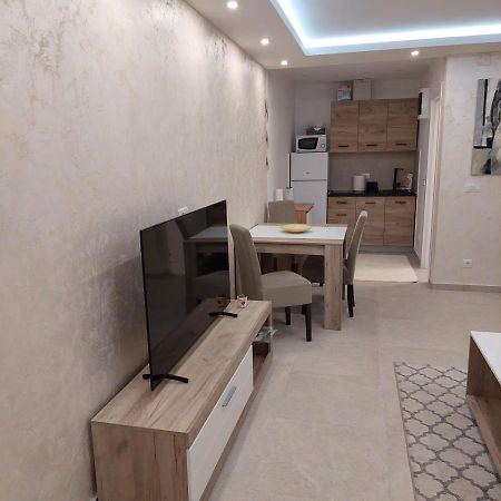 סורצ'ין Apartman Lux Jelena מראה חיצוני תמונה