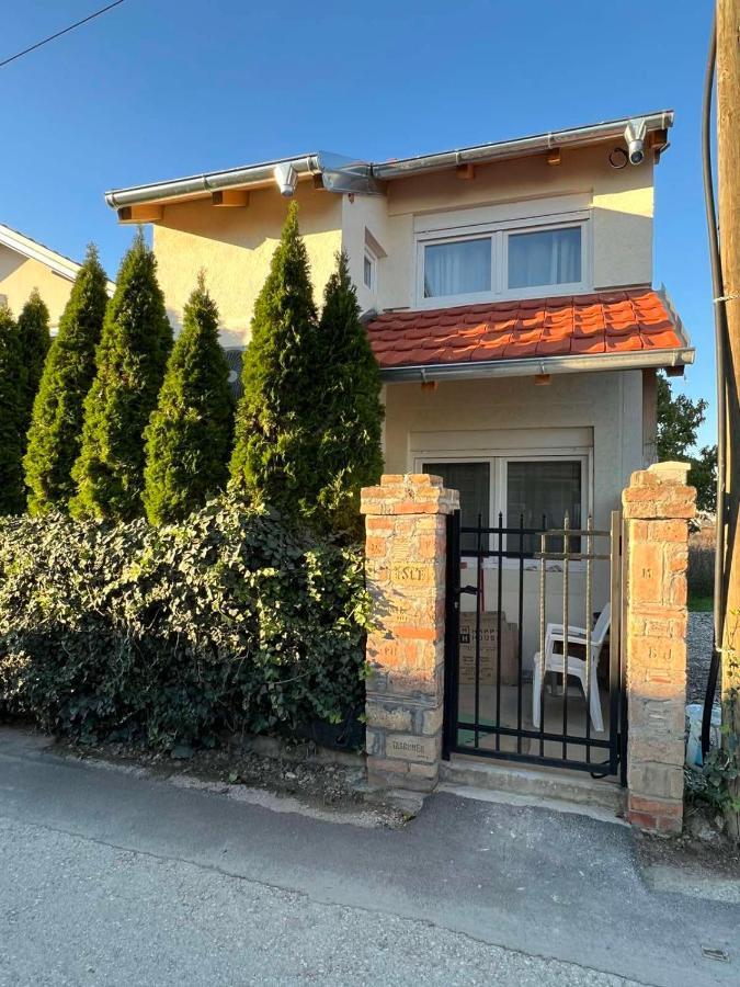סורצ'ין Apartman Lux Jelena מראה חיצוני תמונה